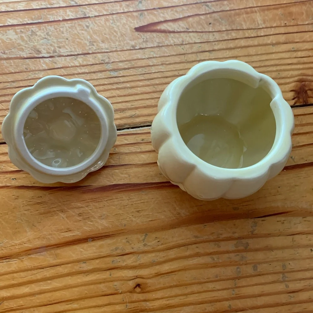 White ceramic pumpkin home decor! Like new! - Picture 4 of 10